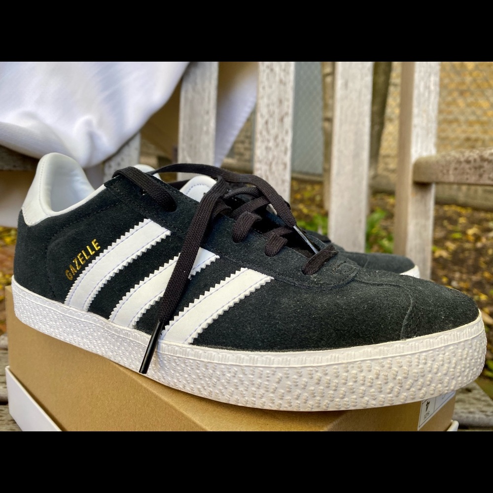 Adidas Gazelle Black - Women's 5 - EUC